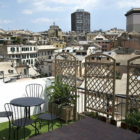 Hotel Sky On The Roofs - Il Cielo Sui Tetti Genua Zewnętrze zdjęcie