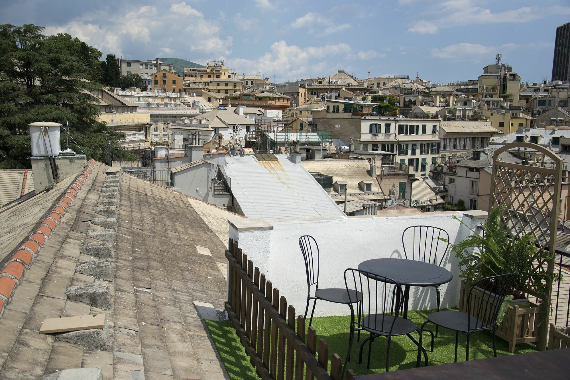 Hotel Sky On The Roofs - Il Cielo Sui Tetti Genua Zewnętrze zdjęcie
